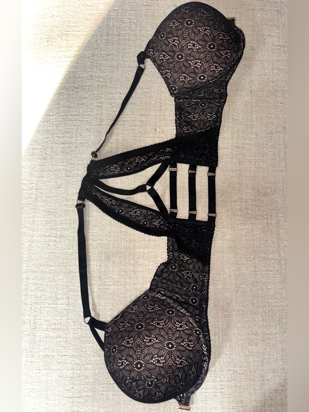 Victoria’s Secret 38D Very Sexy Black Lace Caged Racerback Push Up Bra Romance - Picture 15 of 16